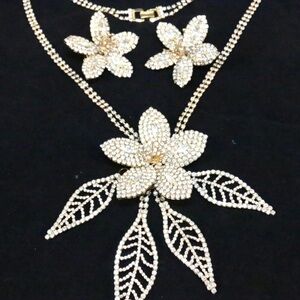 Kirks Folly ULTRA RARE Giant Flower leaf dangle necklace and matching earrings